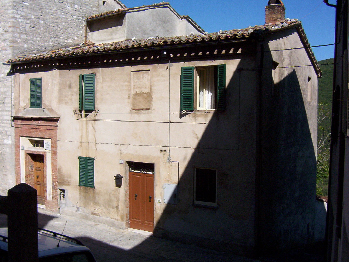 Casa a schiera (casa a schiera) - Arcevia (AN) 