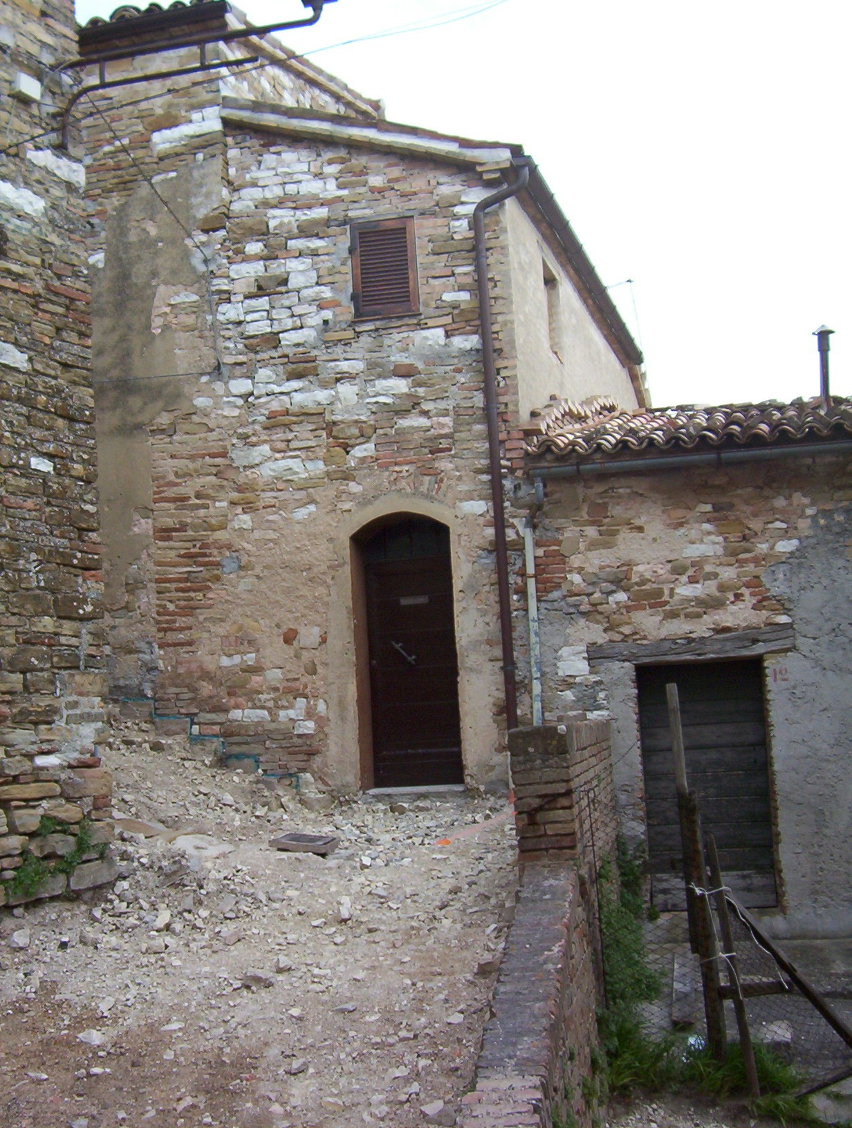 Casa a schiera (casa a schiera) - Arcevia (AN) 