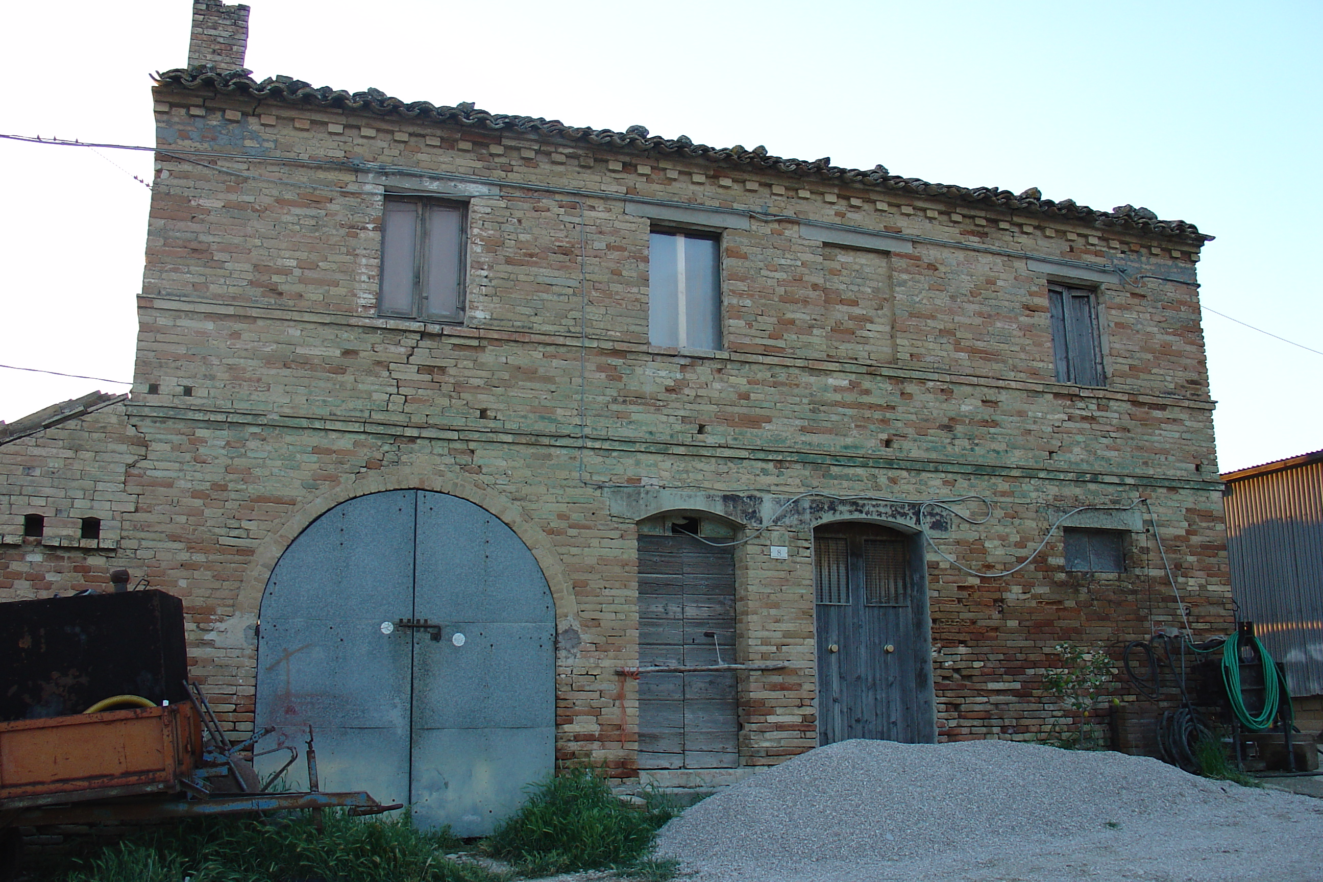 Casa Bagalini (casa colonica, marchigiana con scala interna) - Monterubbiano (AP) 