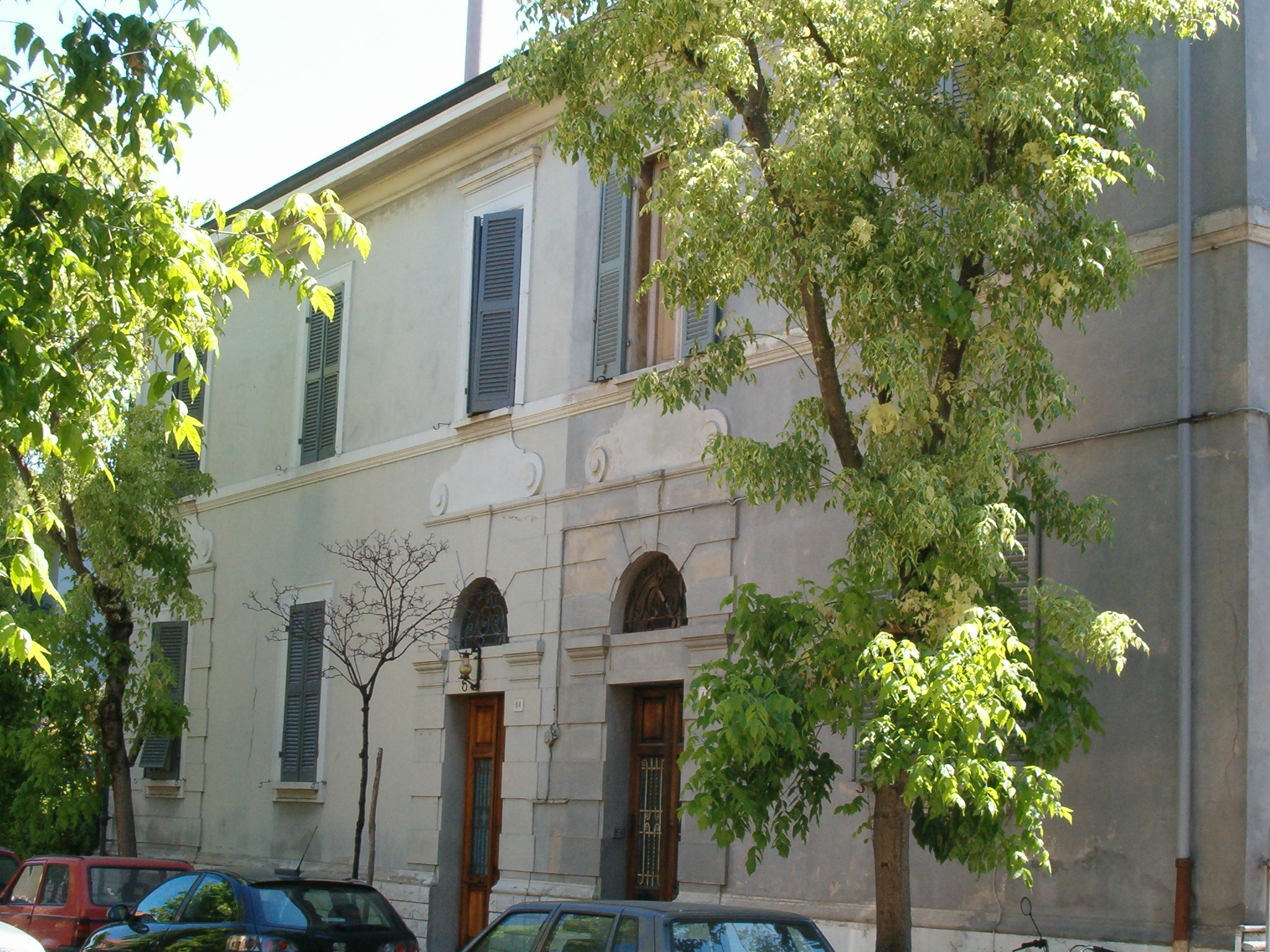 Palazzo di appartamenti (palazzo, di appartamenti) - Pesaro (PU) 