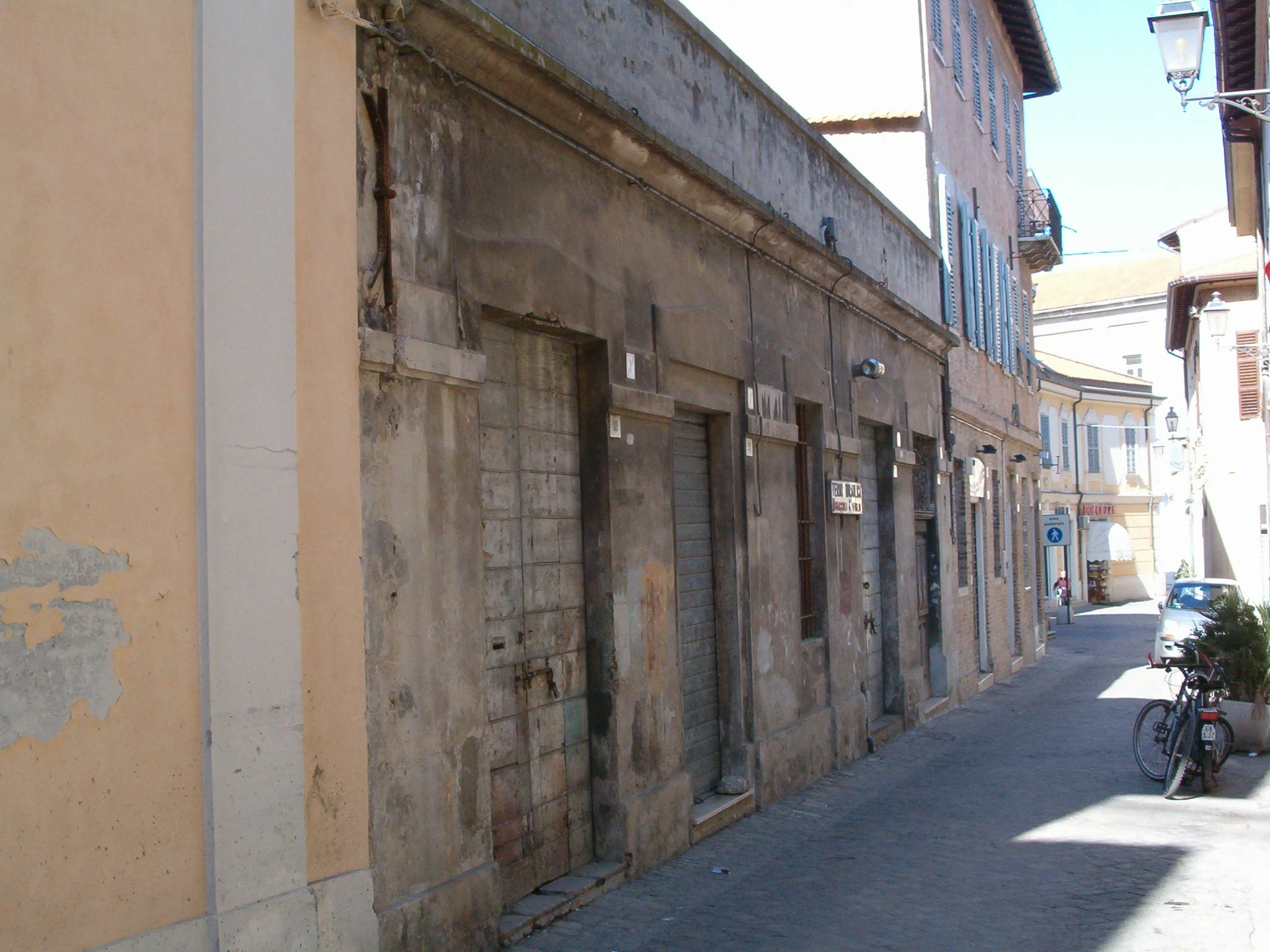 Bottega artigiana (laboratorio artigianale) - Senigallia (AN) 