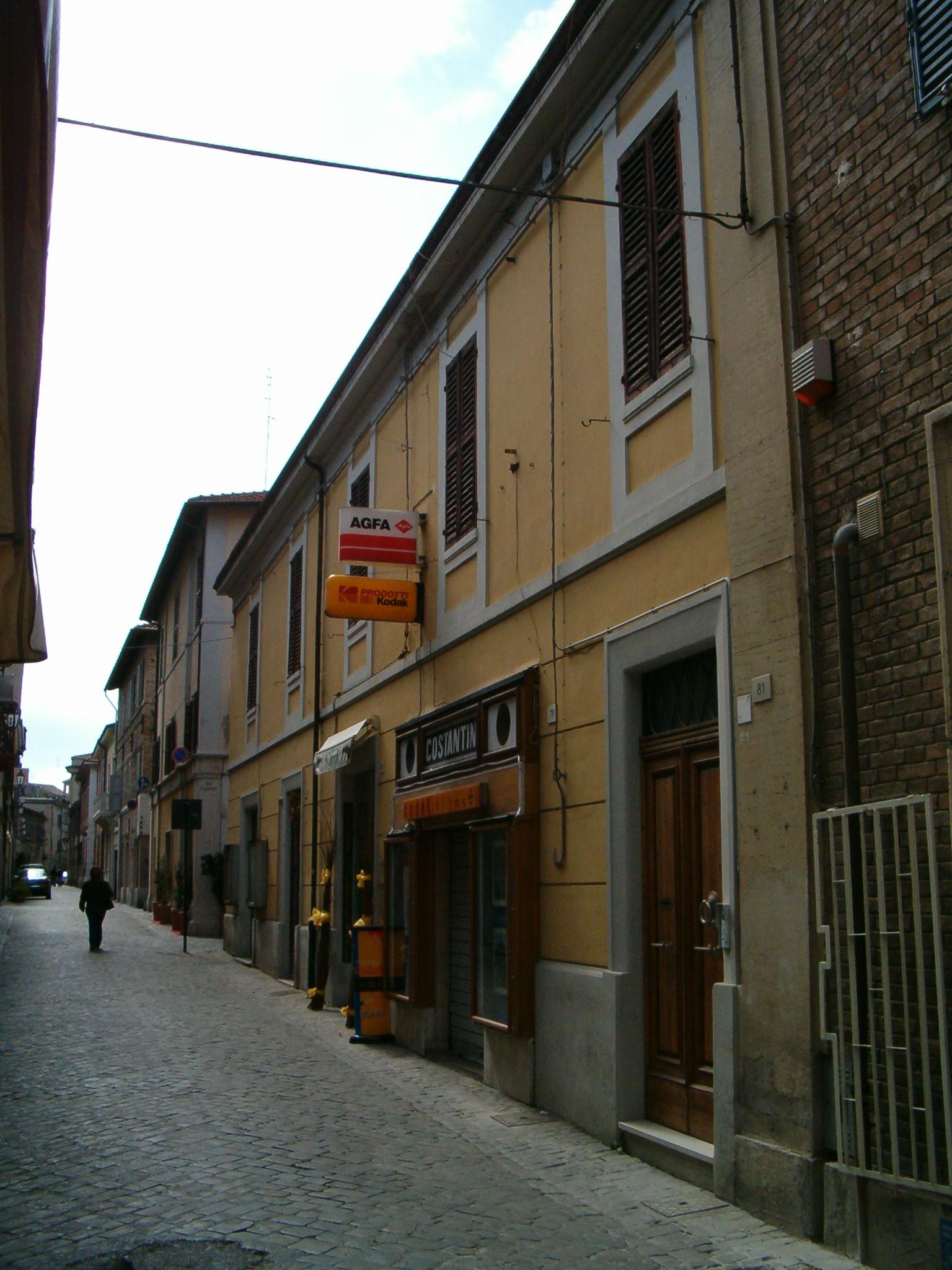 Palazzo di appartamenti (palazzo, di appartamenti) - Senigallia (AN) 