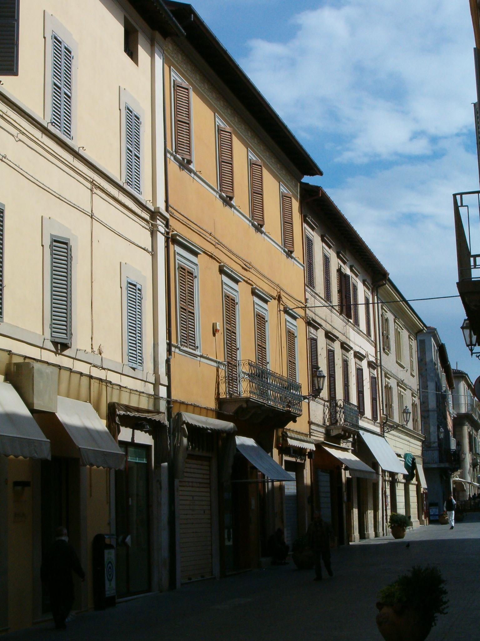 Palazzo di appartamenti (palazzo, di appartamenti) - Senigallia (AN) 