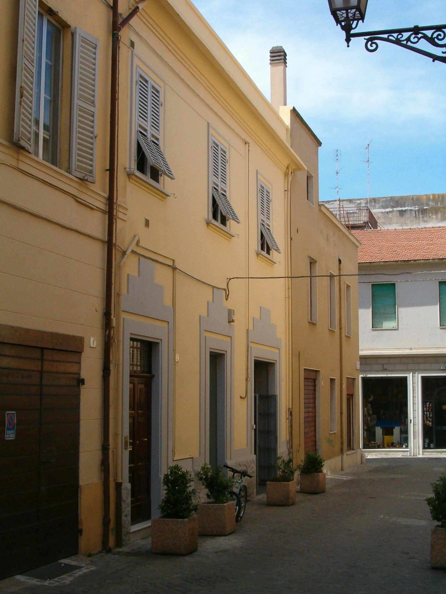 Palazzo di appartamenti (palazzo, di appartamenti) - Senigallia (AN) 