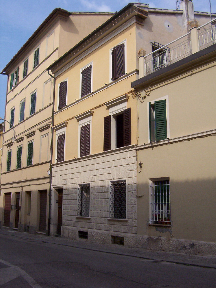 Casa in linea (casa in linea) - Jesi (AN) 