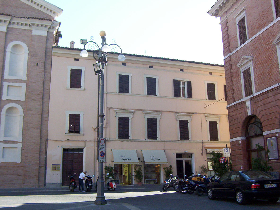 Casa in linea (casa in linea) - Jesi (AN) 