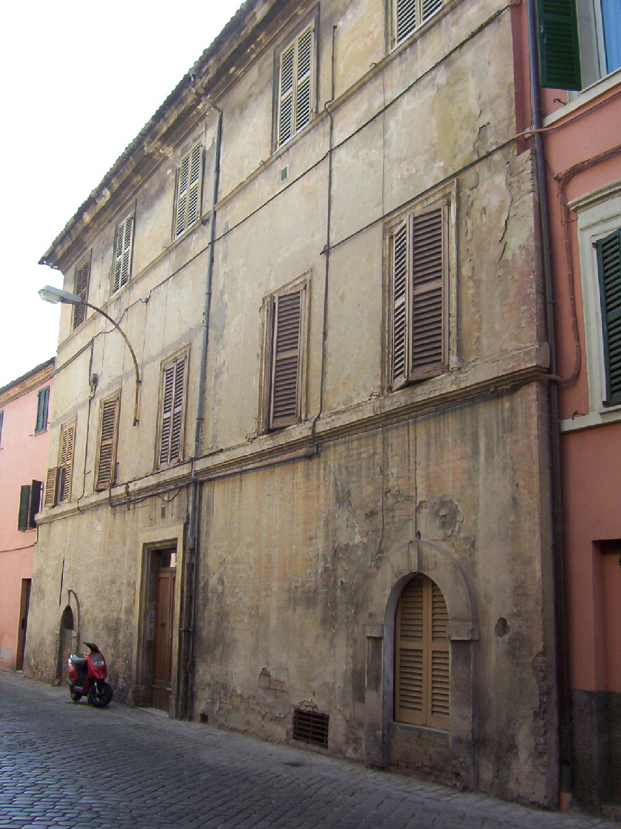 Casa in linea (casa in linea) - Jesi (AN) 