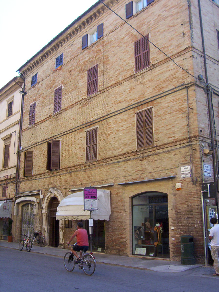 Palazzo Salvoni (palazzo, nobiliare) - Jesi (AN) 