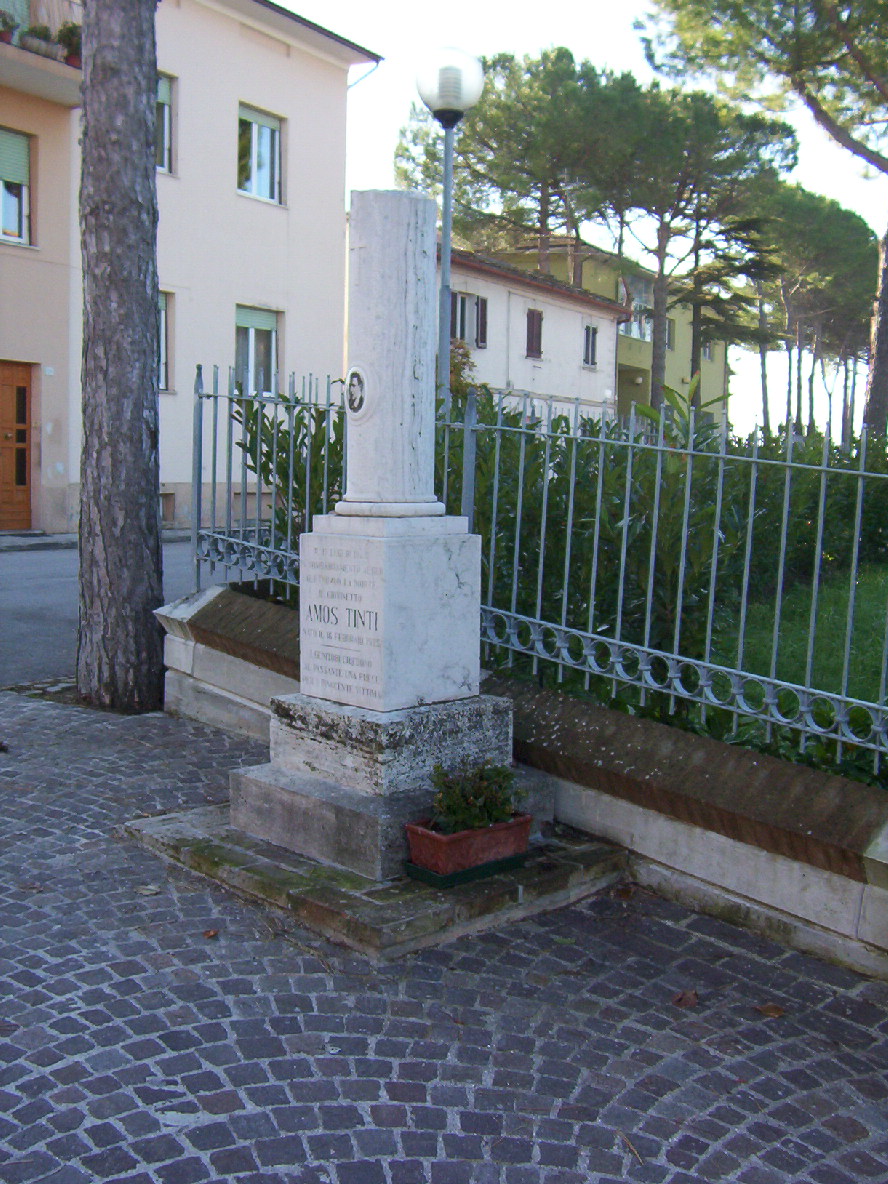 Monumento funebre (monumento, commemorativo) - Barbara (AN) 