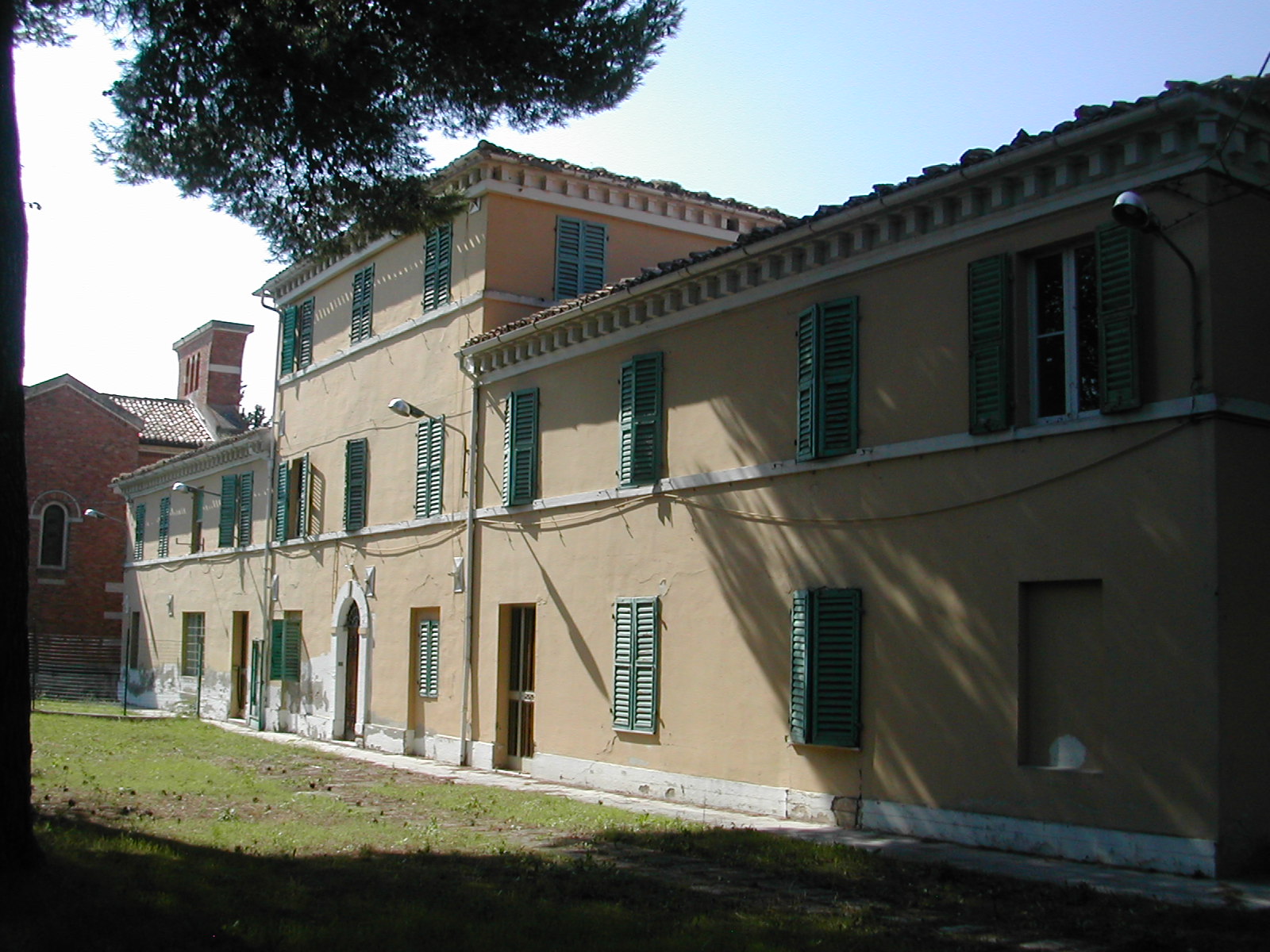 Edificio della Pia Fondazione (villa, signorile) - Camerata Picena (AN) 