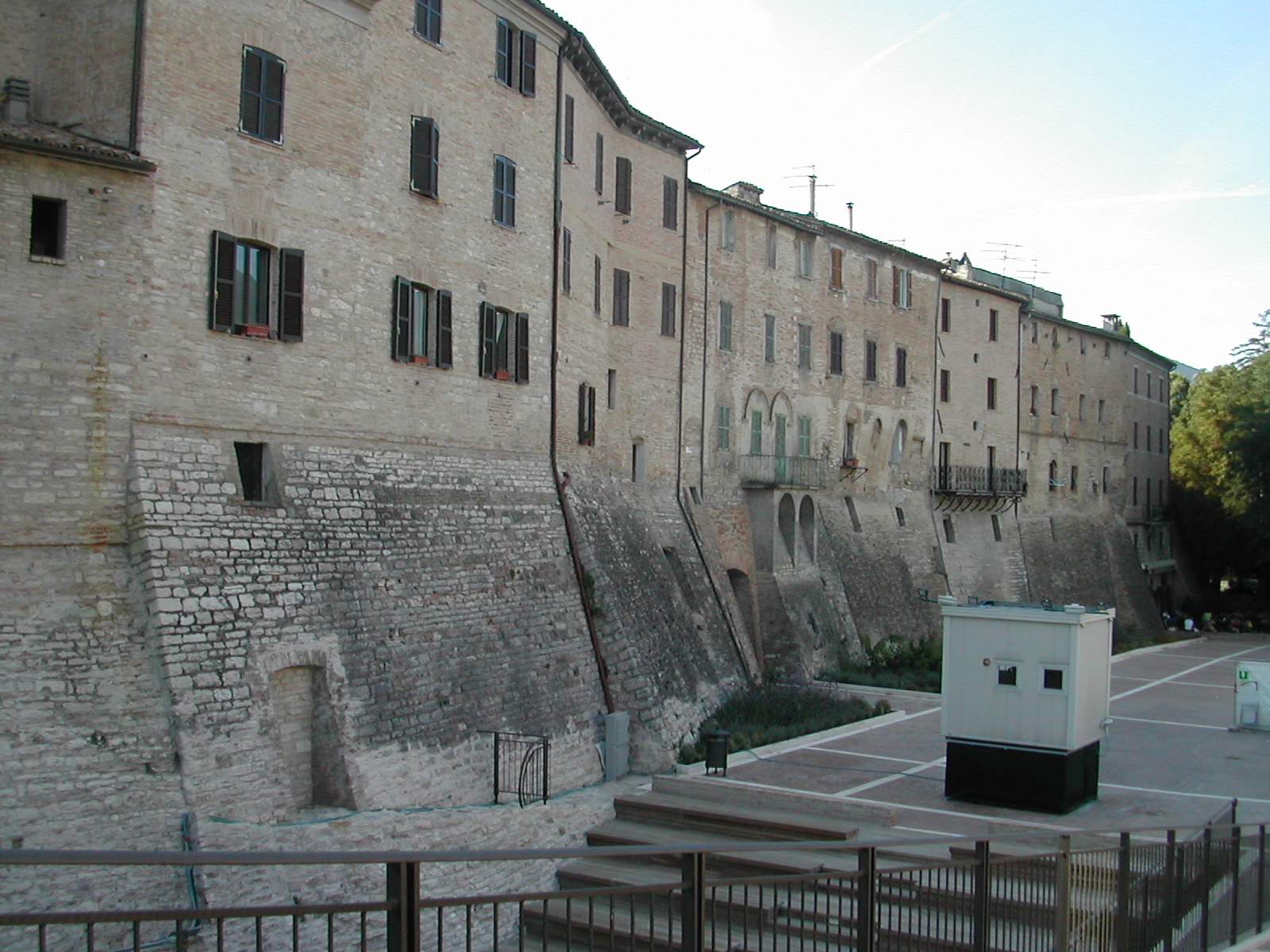 Mura urbiche (mura, difensive) - Cerreto d'Esi (AN) 