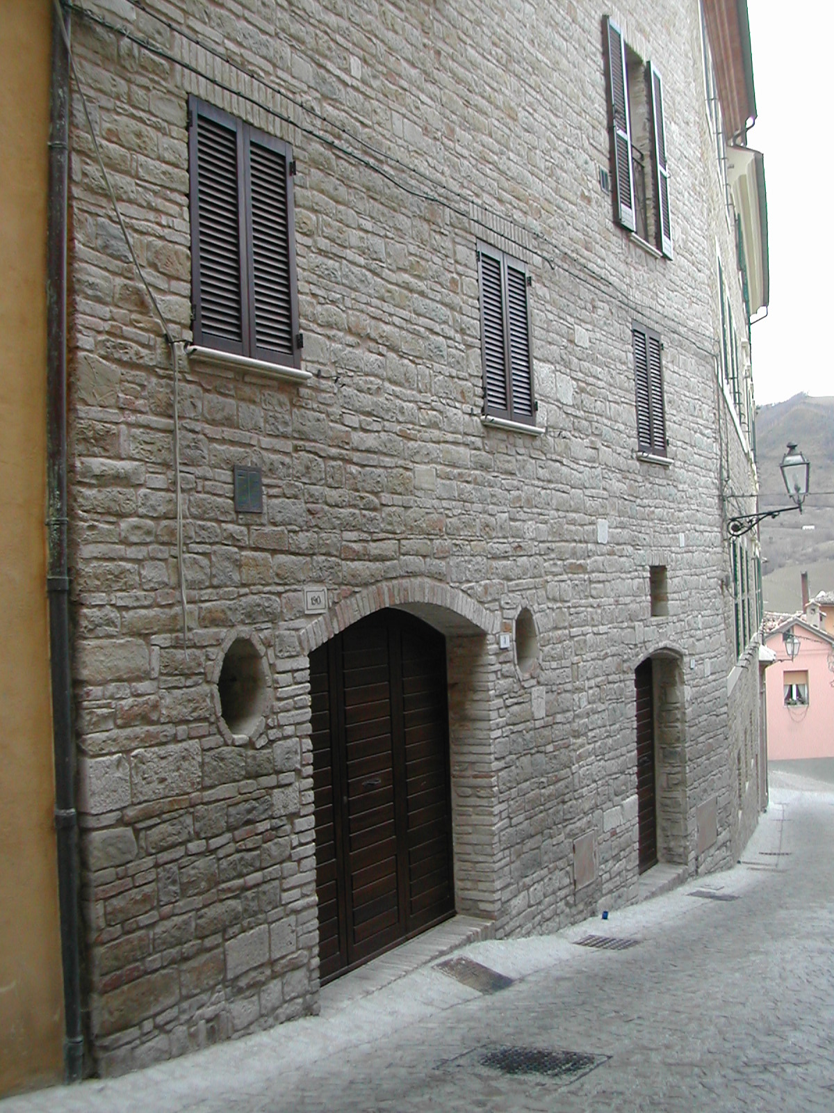 Palazzo in Via Mazzini, 3 (palazzo, di appartamenti) - Serra San Quirico (AN) 