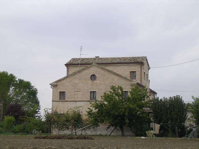 Bigattiera di via Montefanese 161 (casa colonica, bigattiera) - Osimo (AN) 