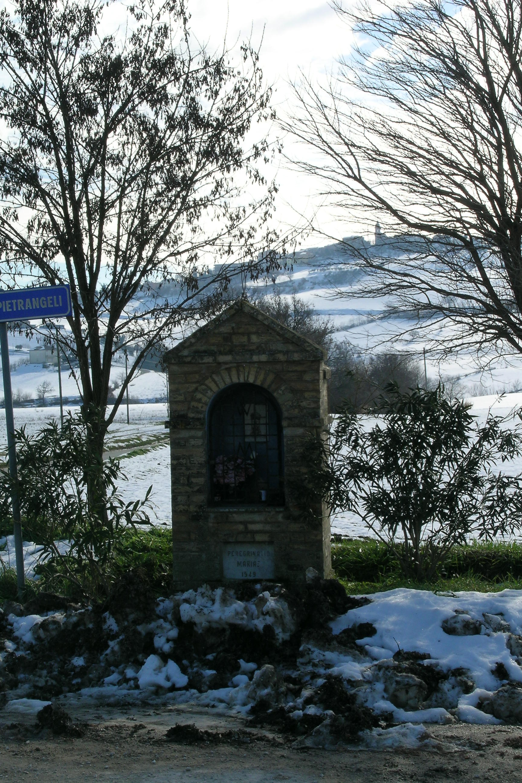Edicola votiva (edicola) - Monte San Pietrangeli (AP) 