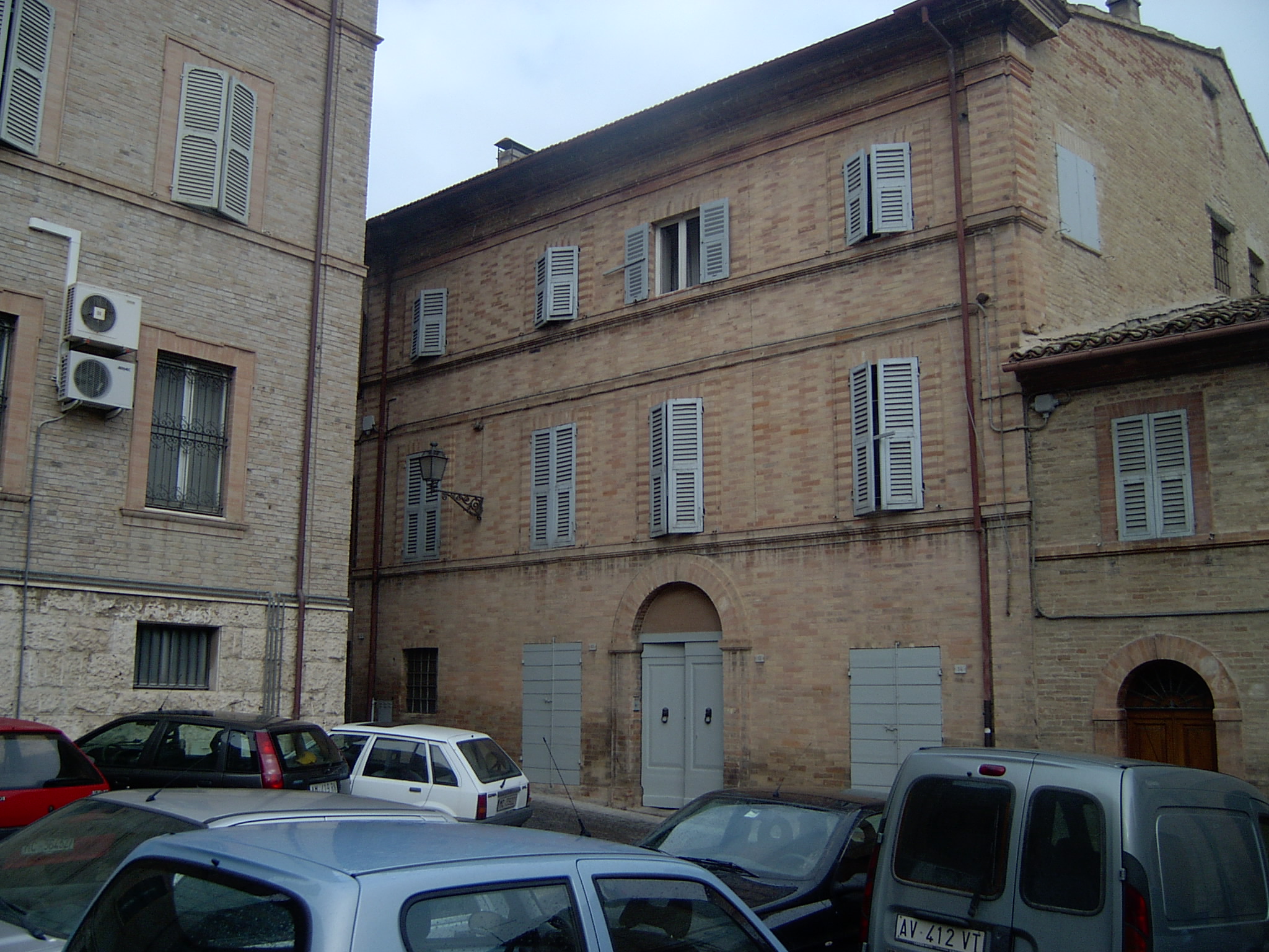Palazzo di appartamenti (palazzo, di appartamenti) - Civitanova Marche (MC) 