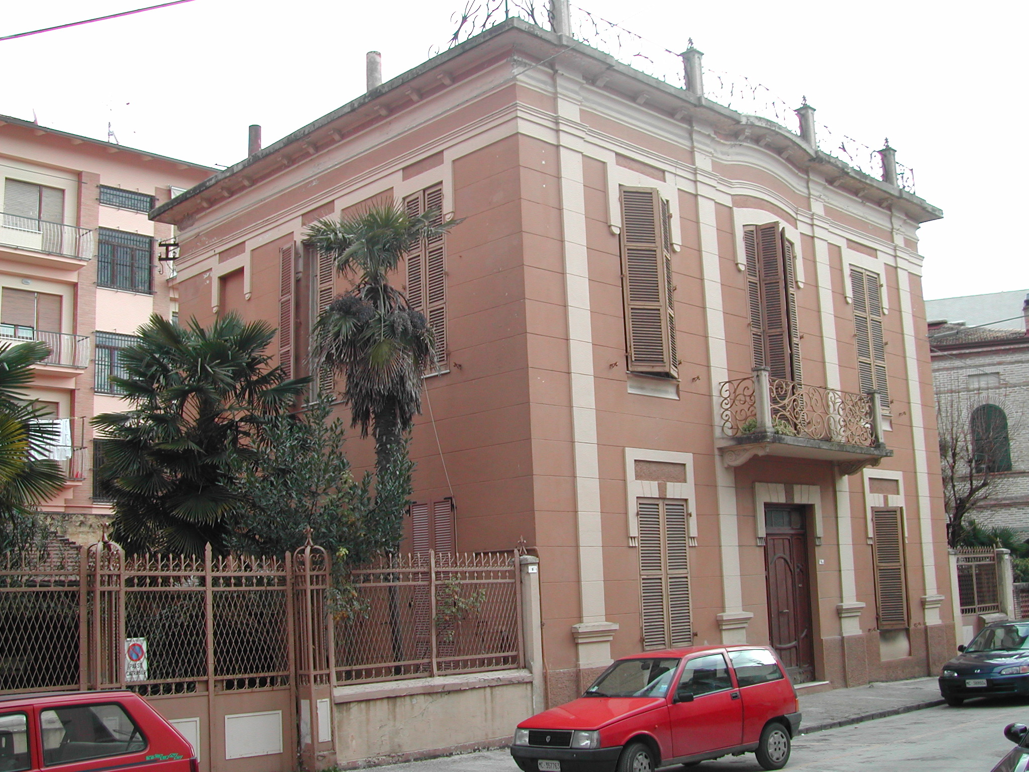 Villino monofamiliare (villino monofamiliare) - Tolentino (MC) 