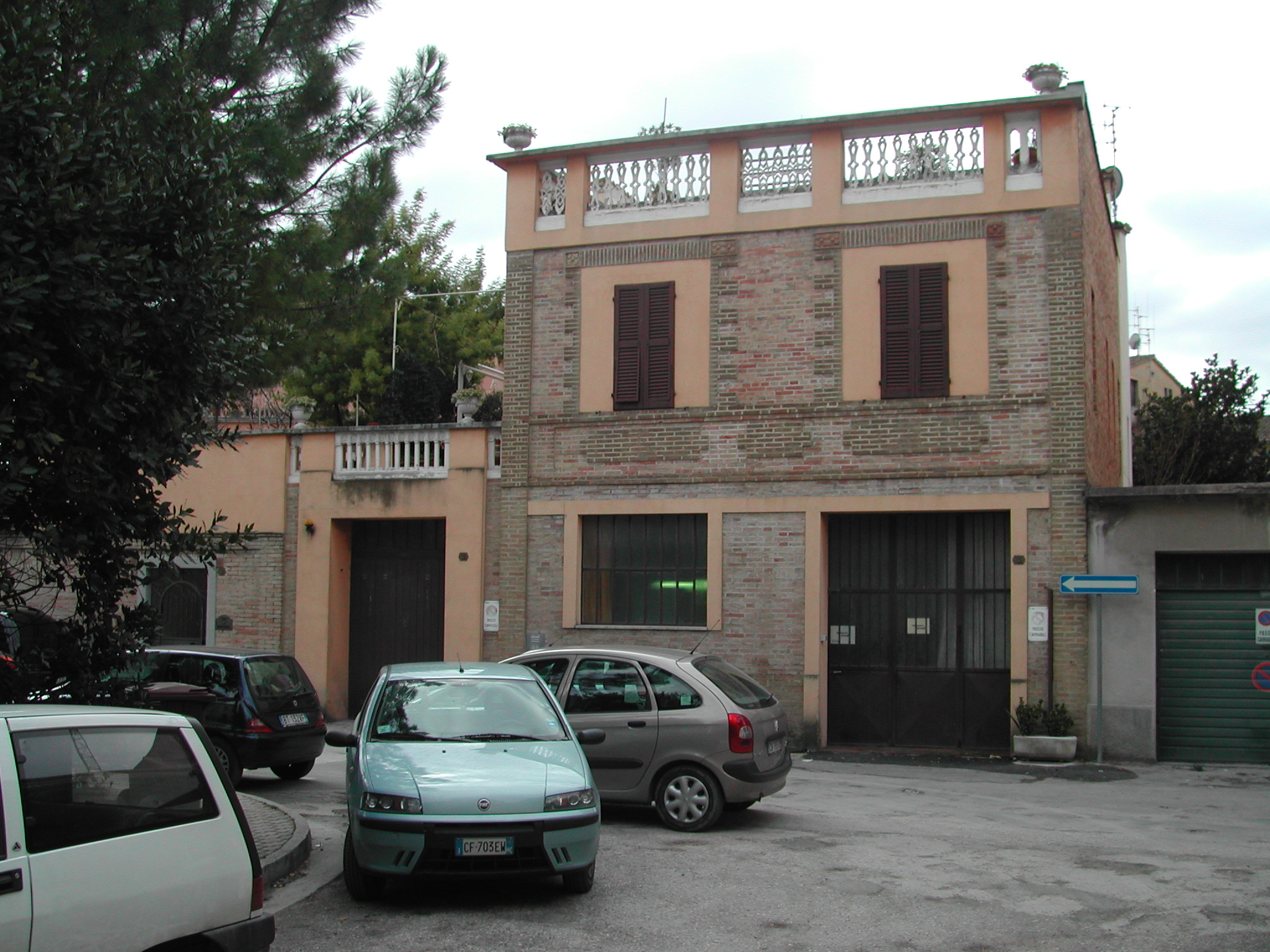 Villino monofamiliare (villino monofamiliare) - Tolentino (MC) 