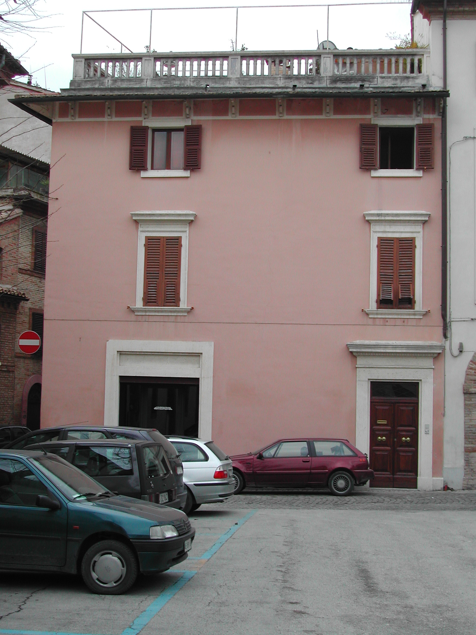 Palazzetto a schiera (palazzetto a schiera) - Tolentino (MC) 