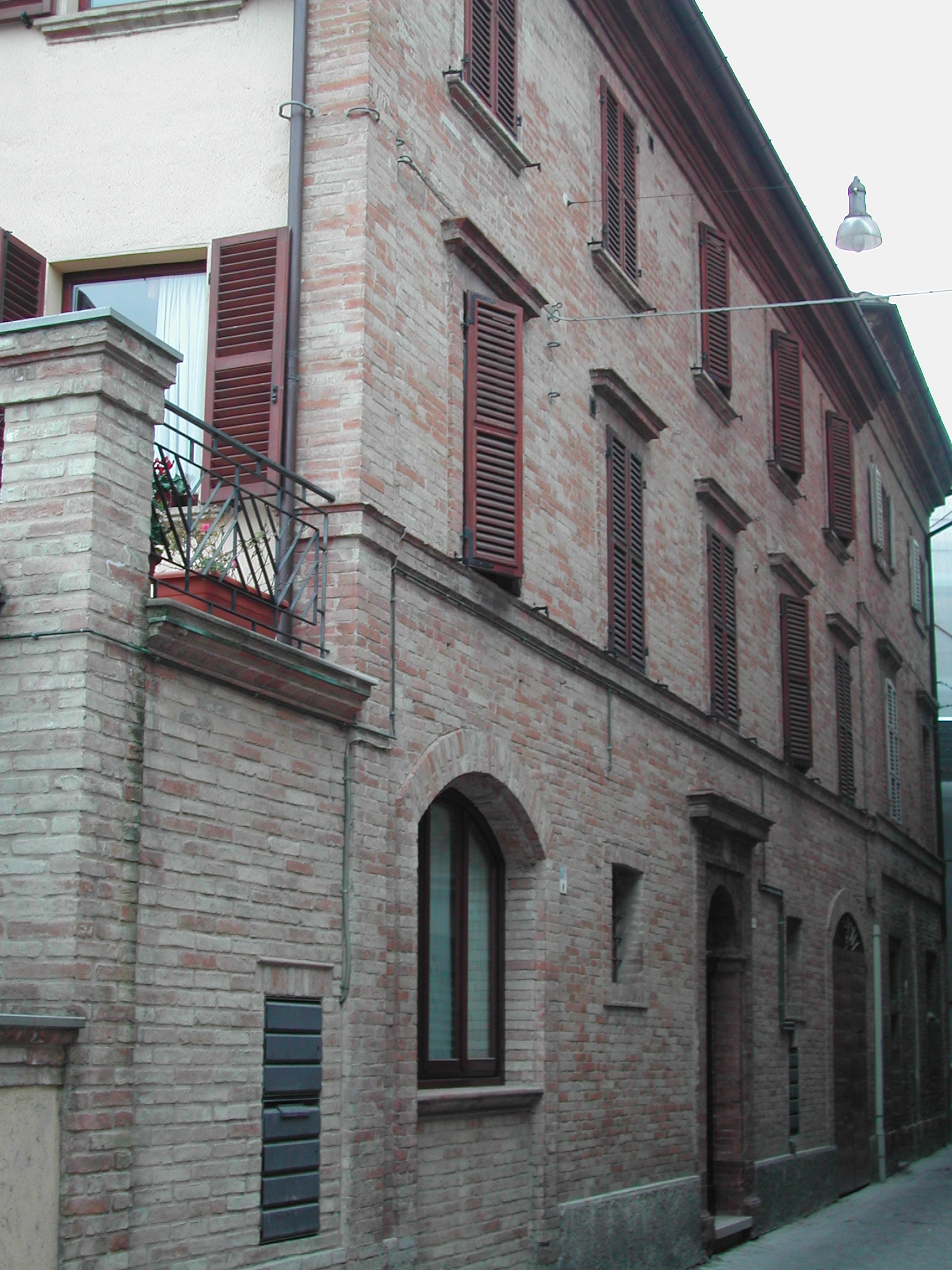 Palazzetto a schiera (palazzetto a schiera) - Tolentino (MC) 