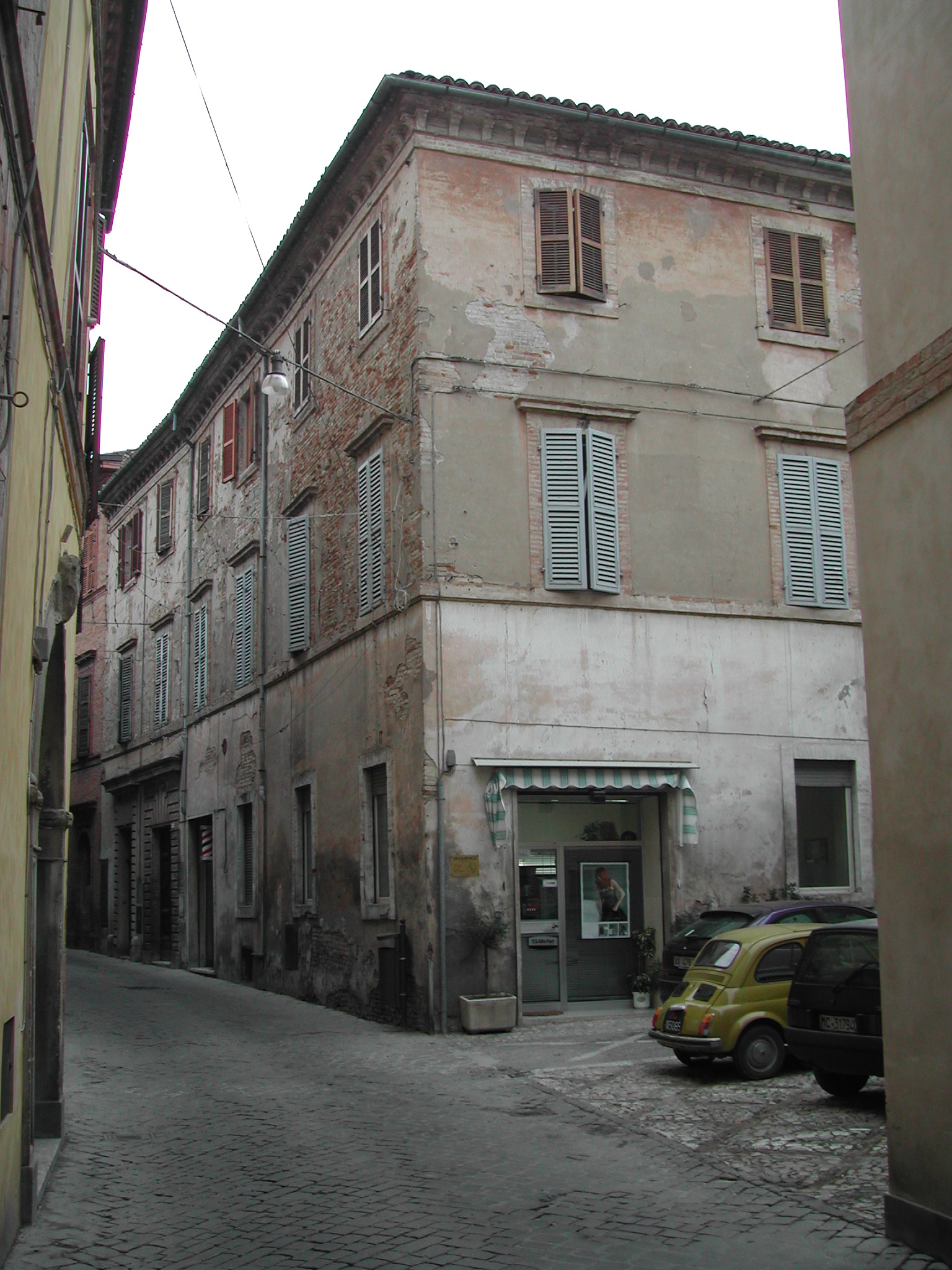 Palazzo Dionisi (palazzo a schiera) - Tolentino (MC) 