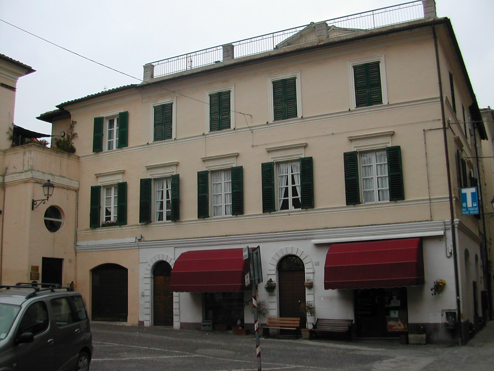 Palazzo in P.zza Santa Croce, 6 (palazzo, signorile) - Ostra (AN) 