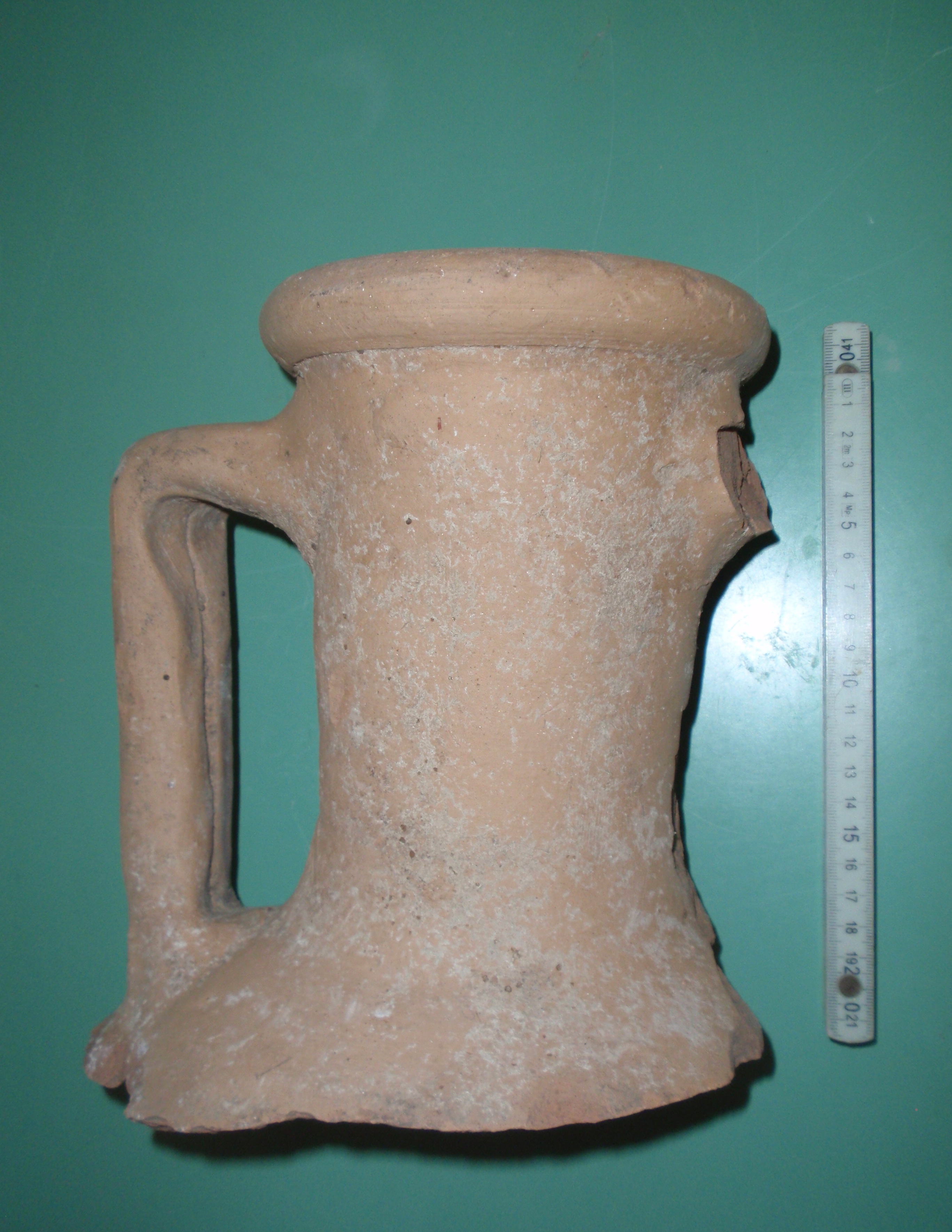 anfora tipo Dressel 2-4 con anse bifide ed orlo arrotondato (anfora, Dressel 2-4, anfora da trasporto della prima età imperiale) (prima meta' Eta' romana imperiale)