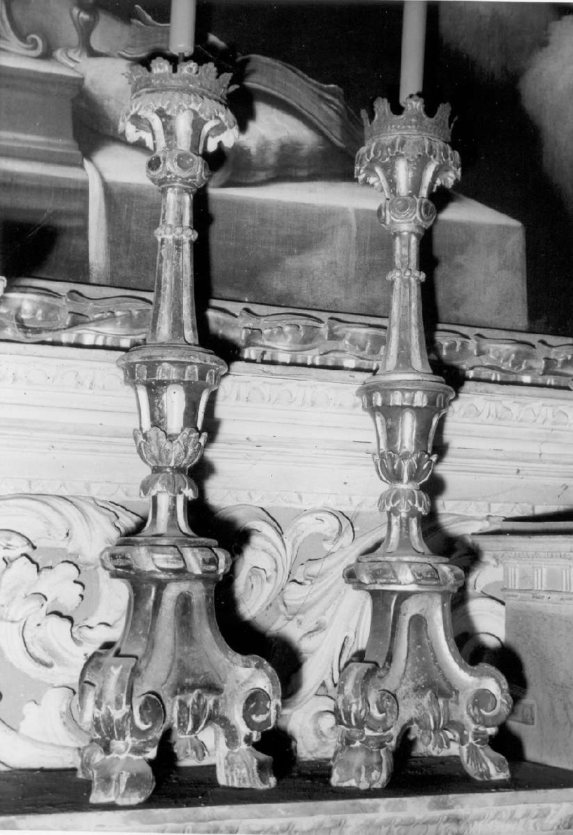 candeliere d'altare, serie - manifattura modenese (seconda metà sec. XVIII)