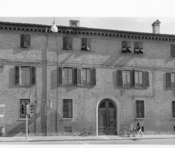 Palazzo Luppis (palazzo, privato) - Ferrara (FE)  (XVI, fine)