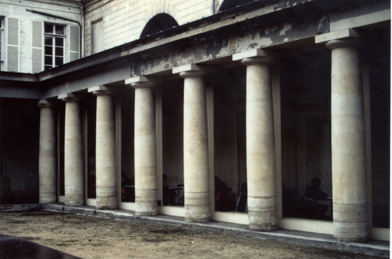 Parigi - Convento dei Cappuccini d'Antin - chiostro - veduta (positivo) di Brongniart, Alexandre-Théodore, Paupe, Marie-Raphael (seconda meta' XX)