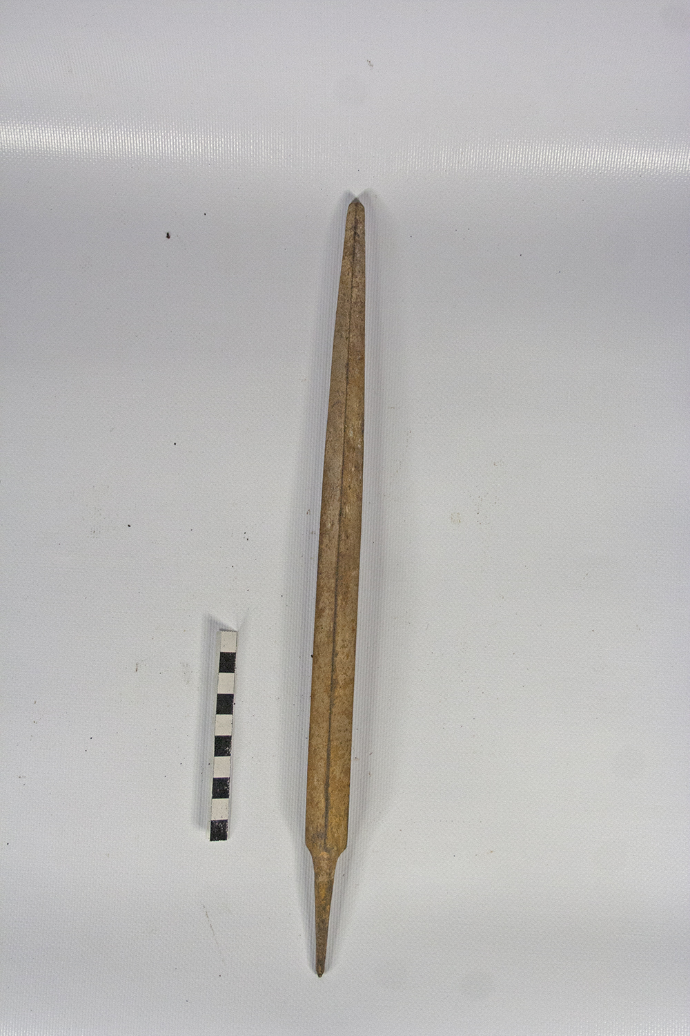 Lima triangolare, levigatura delle lame, Strumento utilizzato per limare le lame dei coltelli,falci, ecc - Ambito genonese (sec. XX prima metà)