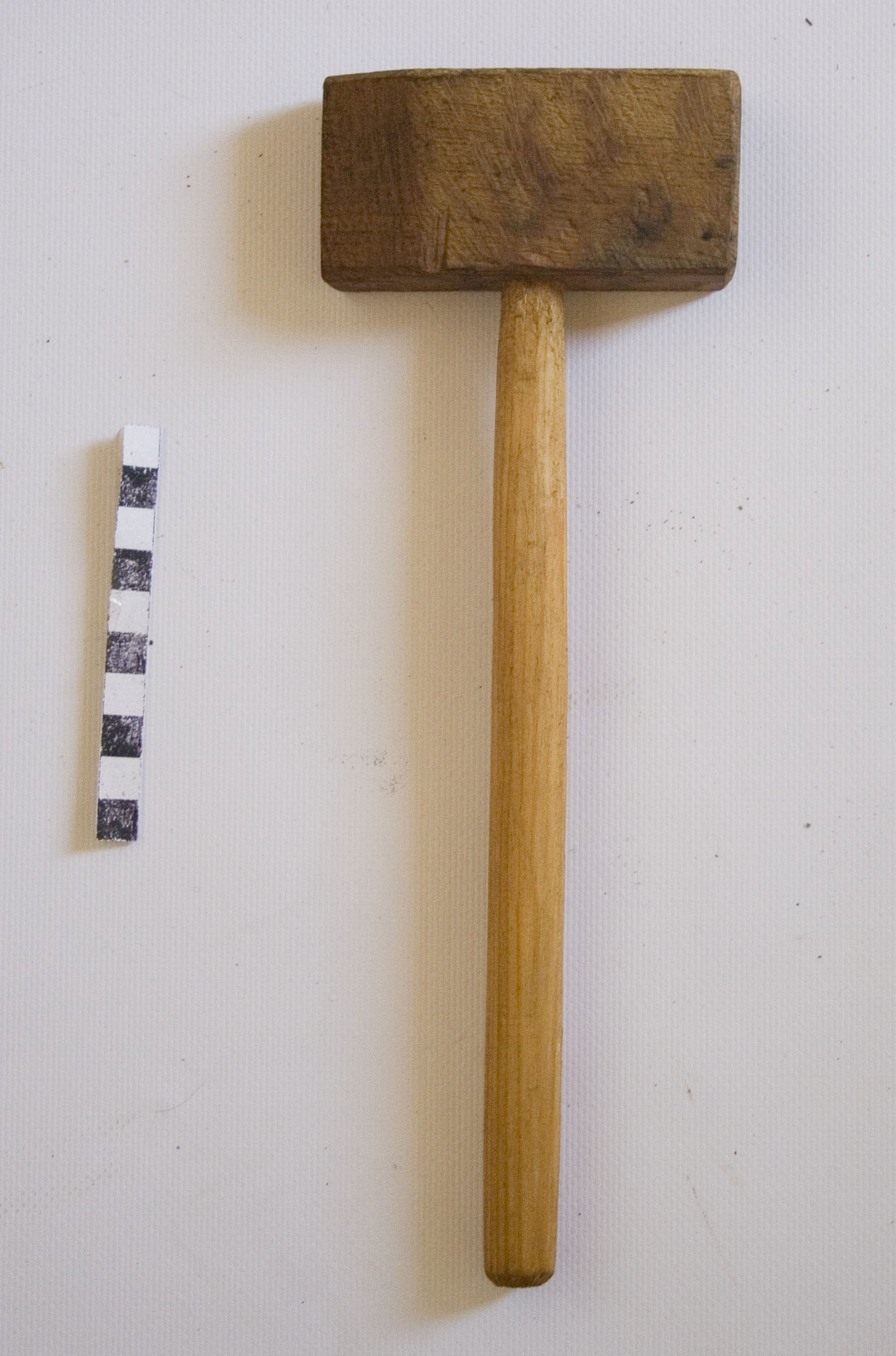Martellino in legno, martelli, strumenti del falegname, bottaio di Cao Francesco (falegname intagliatore) - bottega di falegname (sec. XX prima metà)