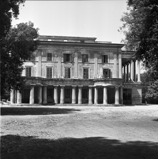 Roma - Villa Torlonia - Casino nobile - veduta (negativo) di Valadier, Giuseppe, Foto Giandean, Roma (seconda meta' XX)