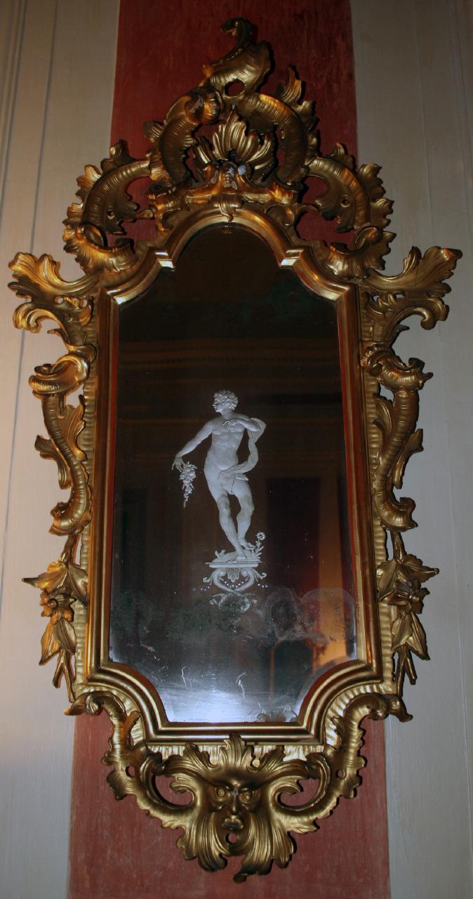 Figura maschile con racemo e frutti (specchiera) - ambito veneziano (sec. XIX)