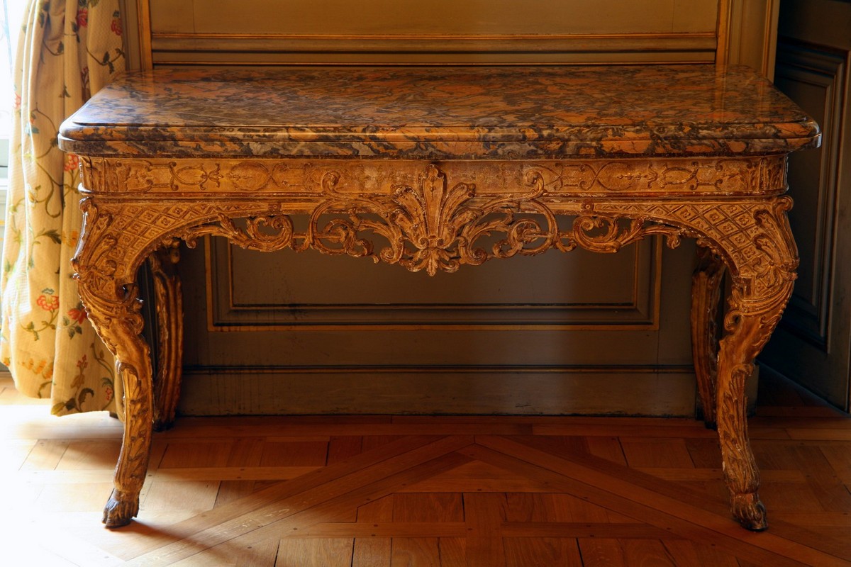 console table - ambito francese (primo quarto sec. XVIII)