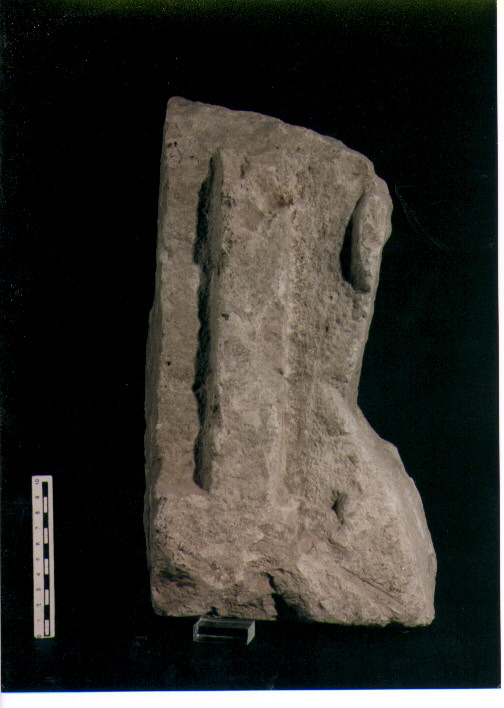 FIGURA UMANA (STELE VOTIVA) - CIVILTA' PUNICA (secc. V/ IV a.C)