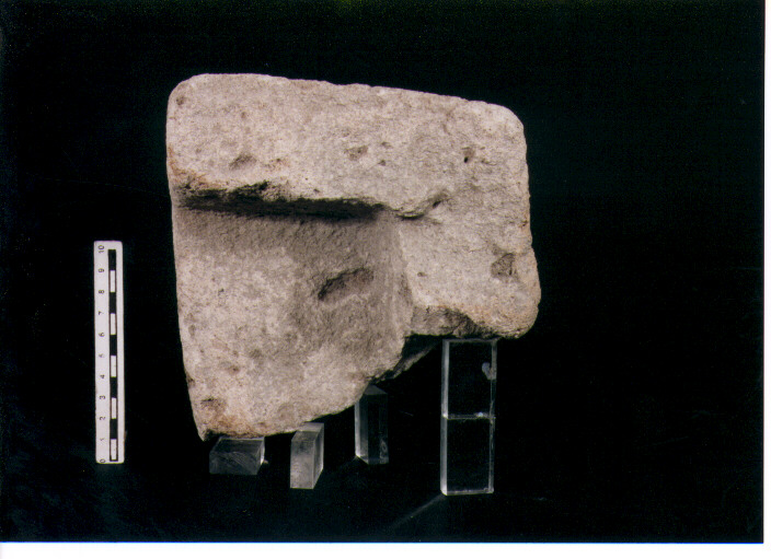 SUPPORTO PER STELE - CIVILTA' PUNICA (secc. V/ IV a.C)