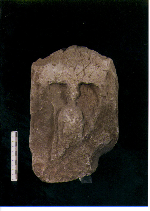 FIGURA UMANA (STELE VOTIVA) - CIVILTA' PUNICA (secc. IV/ III a.C)