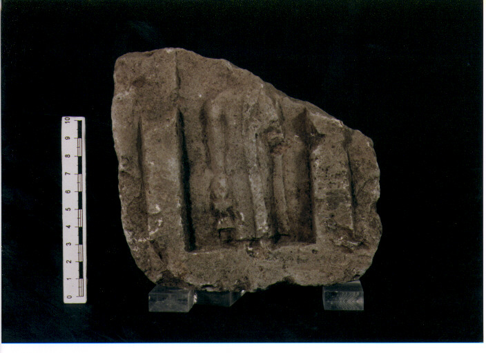 FIGURA UMANA (STELE VOTIVA) - CIVILTA' PUNICA (SEC. III A.C)