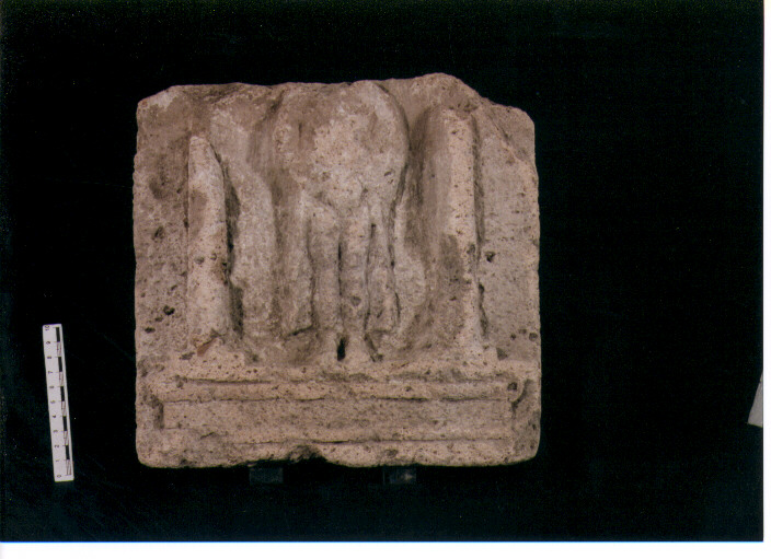 FIGURA UMANA (STELE VOTIVA) - CIVILTA' PUNICA (SEC. III A.C)