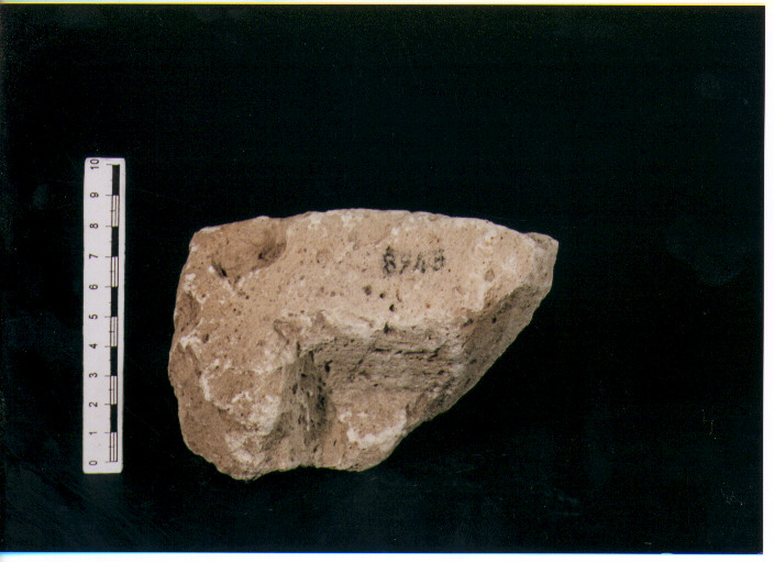 SUPPORTO PER STELE/ FRAMMENTO - CIVILTA' PUNICA (secc. V/ IV a.C)