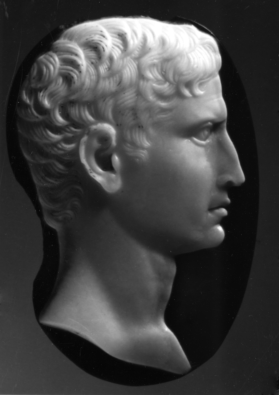 gemma (Eta' di Augusto)