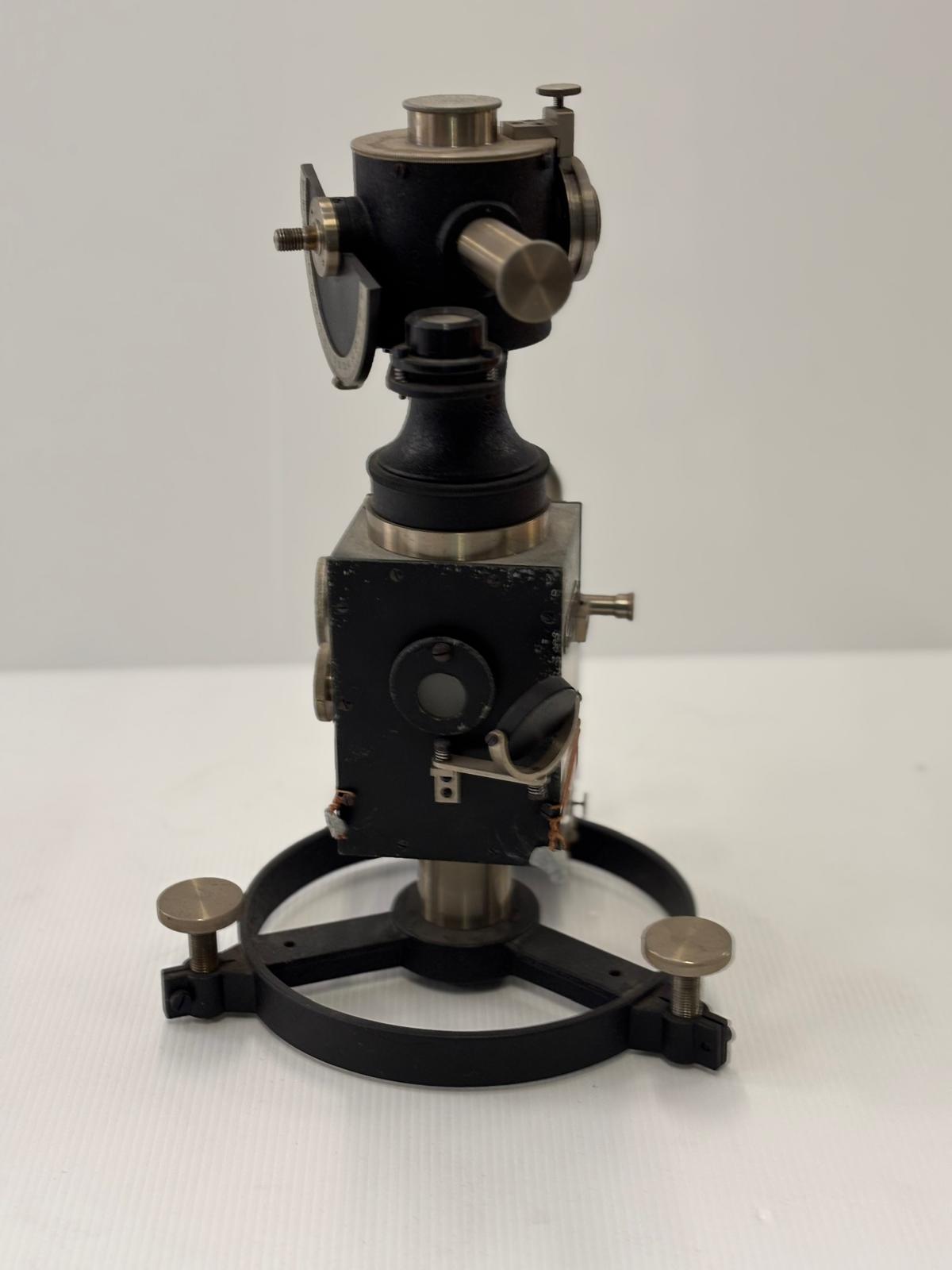 testa fotometrica, DI LUMMER E BRADHUN (XIX sec)