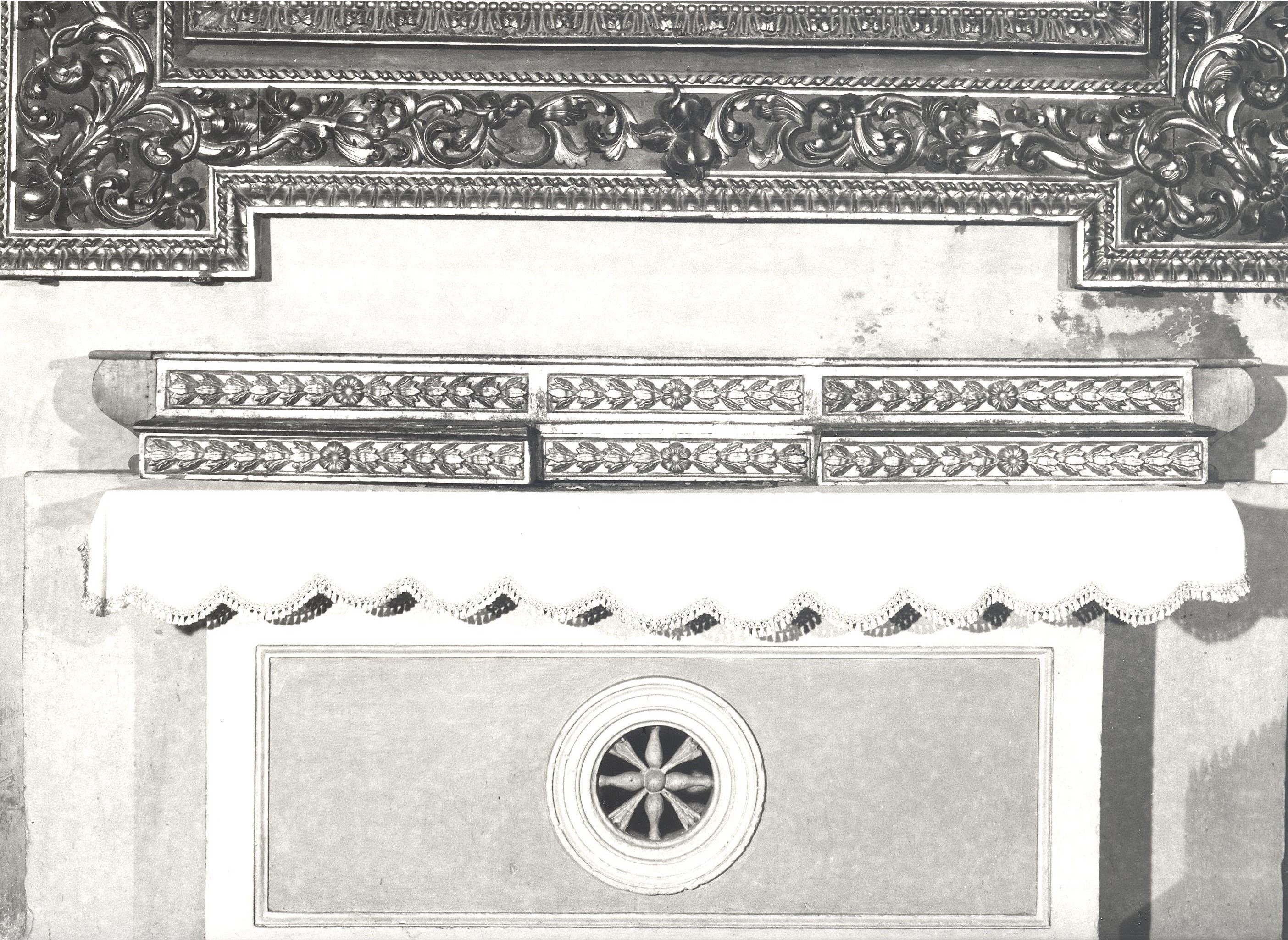 gradino d'altare - bottega marchigiana (sec. XVII)