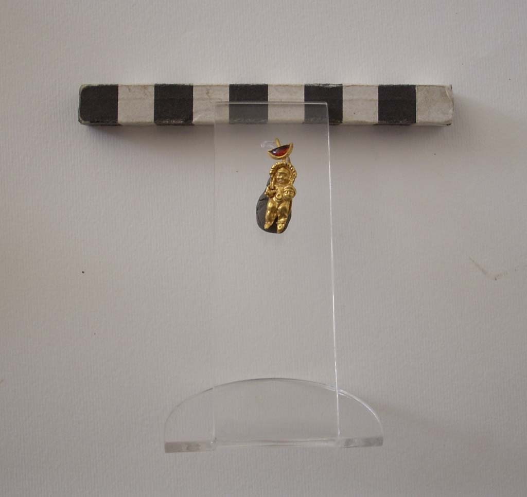 orecchino - ambito magno-greco (secc. IV/ II a.C)