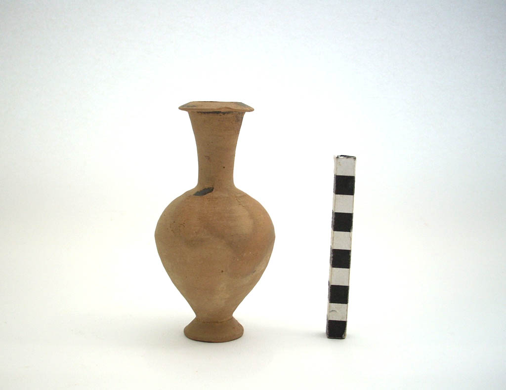 unguentario, Forti, tipo VII - produzione apula (fine/ inizio secc. IV/ III a. C)