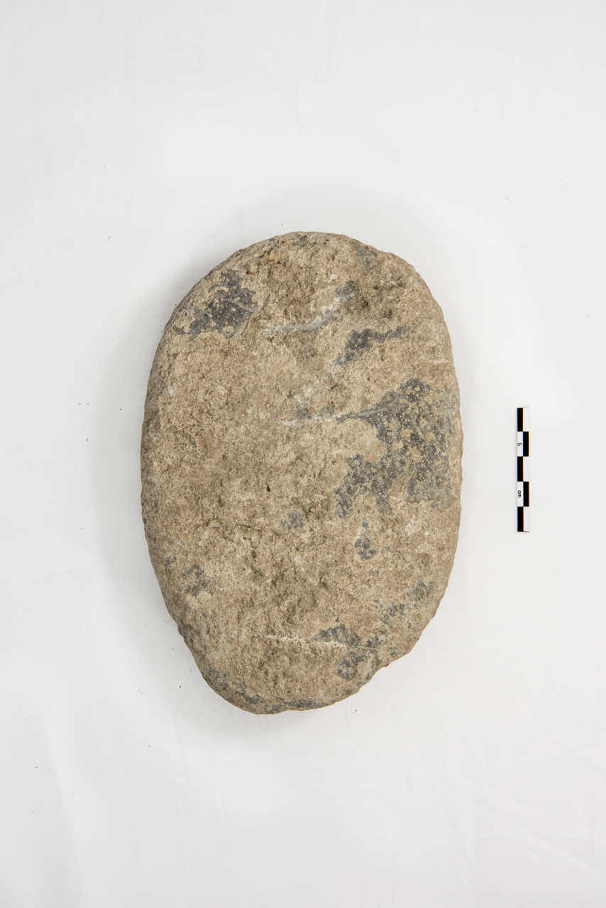 macinello, macinello a sezione piano-convessa (Neolitico recente-Eneolitico)