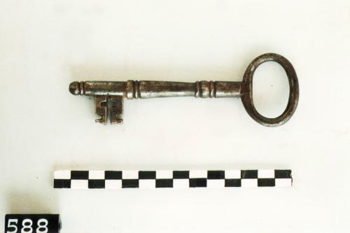 chiave, chiavi, sistemi di chiusura - bottega calabrese (sec. XIX fine - sec. XX inizio, da 1890 a 1910)