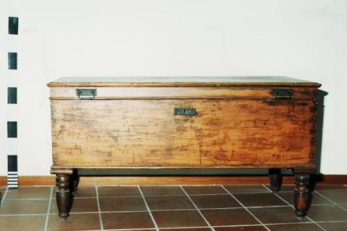cassone, cassoni, mobilia domestica - bottega calabrese (sec. XIX fine - sec. XX inizio, da 1890 a 1910)