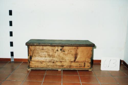 cassapanca, casse, mobili - bottega calabrese (sec. XIX fine - sec. XX inizio, da 1890 a 1910)