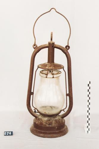 lampada a petrolio, lampade, utensili domestici - bottega calabrese (sec. XIX fine - sec. XX inizio, da 1890 a 1910)